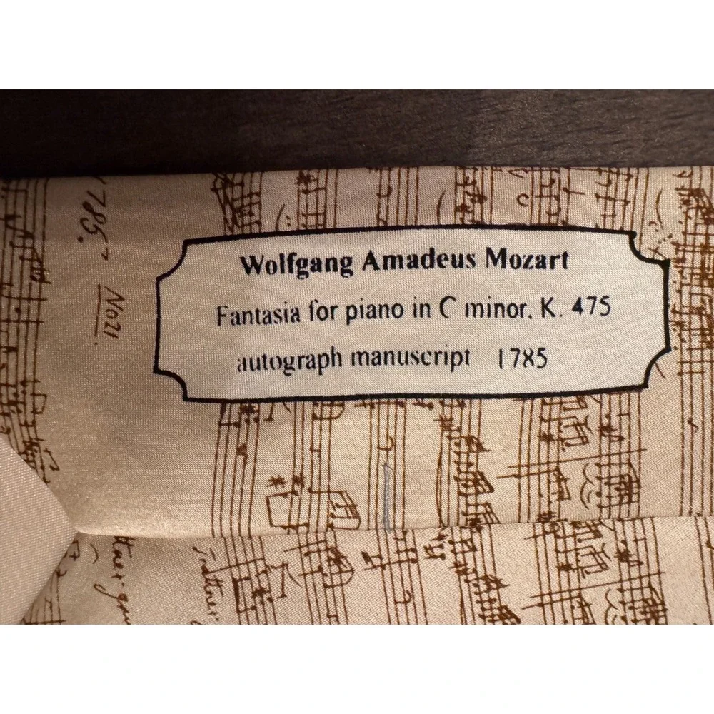 Wolfgang Amadeus Mozart Museum‎ Artifacts Silk Neck Tie Handmade Fantasia 58